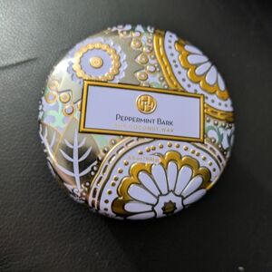 Source Unknown Peppermint Bark Soy Coconut Wax Tin